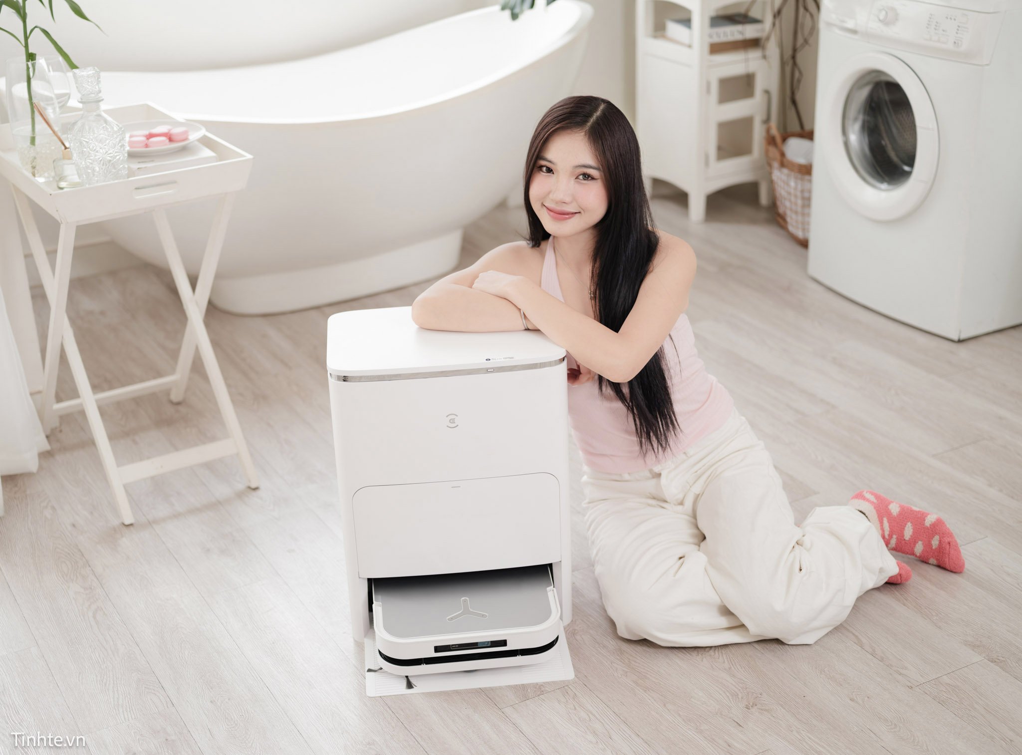 nguoi-dep-cong-nghe-ecovacs-deebot-x5-omni-pro-ngoc-anh-5.jpg